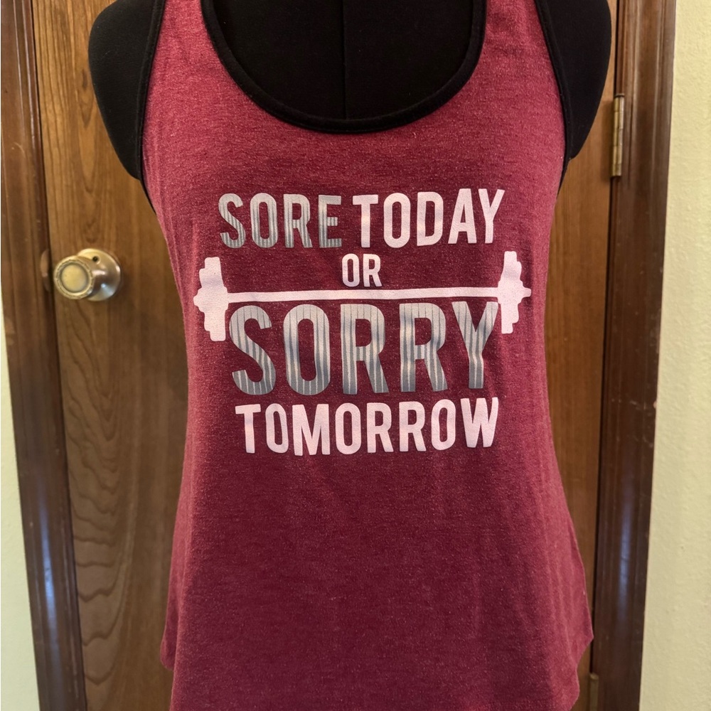 Women's Burgundy Tank Top with Motivational Print Size L